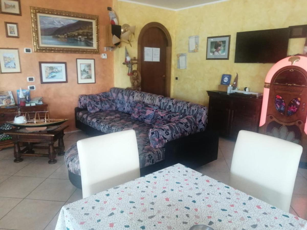 B&B Villa Anita Bellano Eksteriør billede
